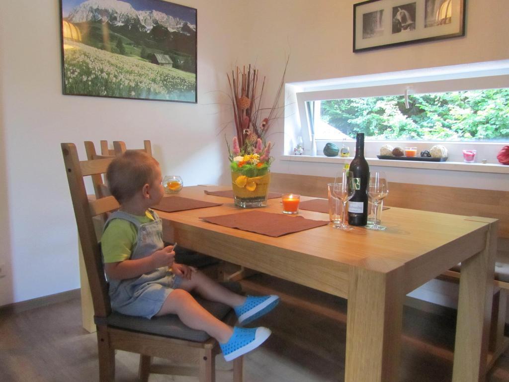 Haus Landl Apartman Haus im Ennstal Szoba fotó